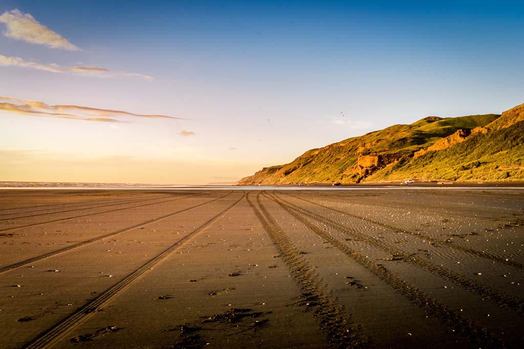 Kariotahi Beach